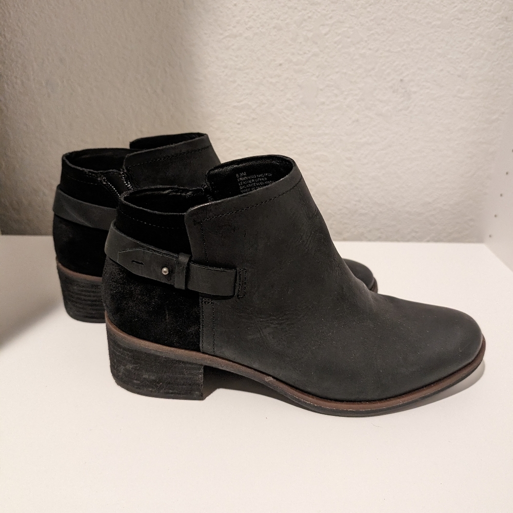 Korks by Kork-Ease Sonya Distressed Black Leather Ankle Booties Boots Size 8.5